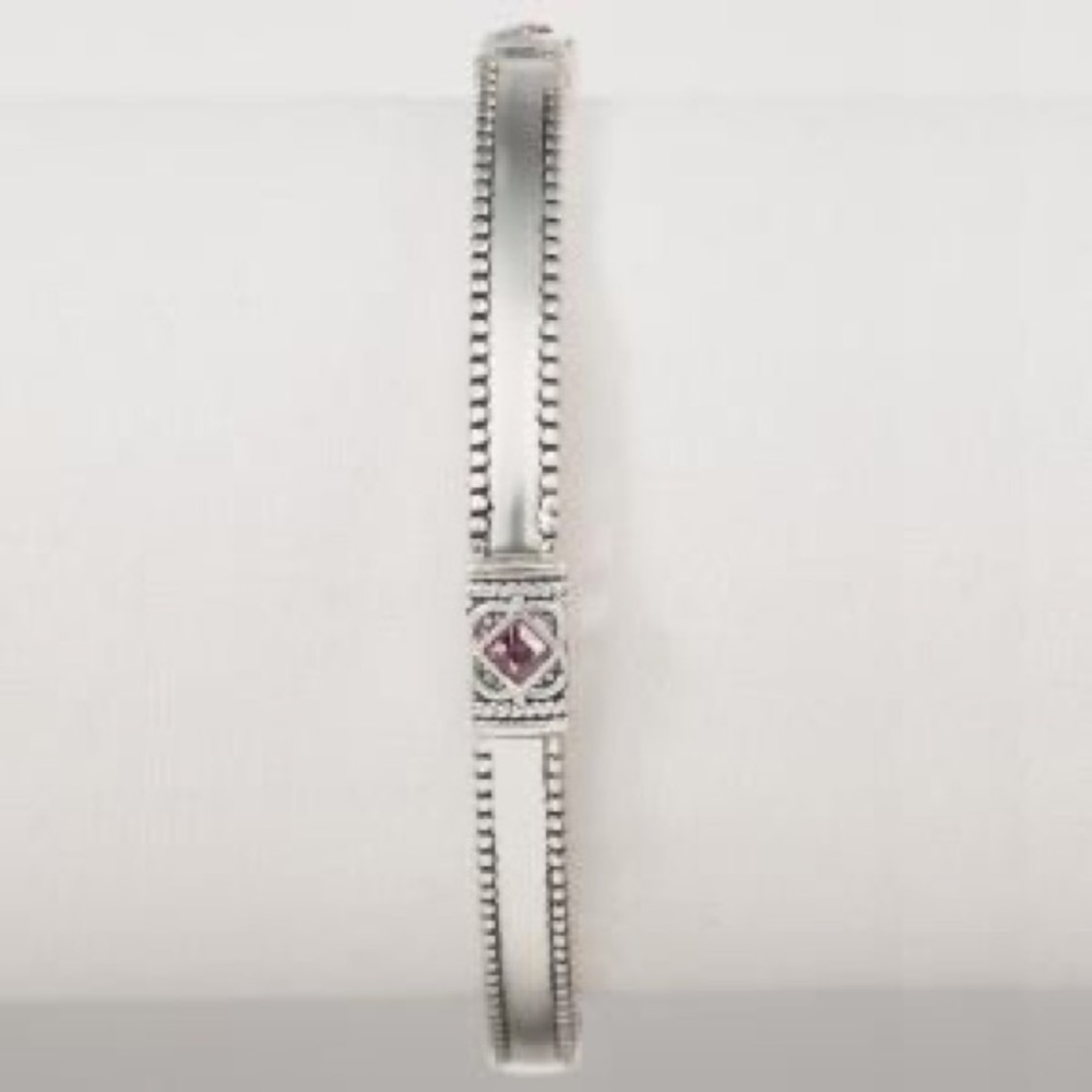 Savvy antiques pink bracelet